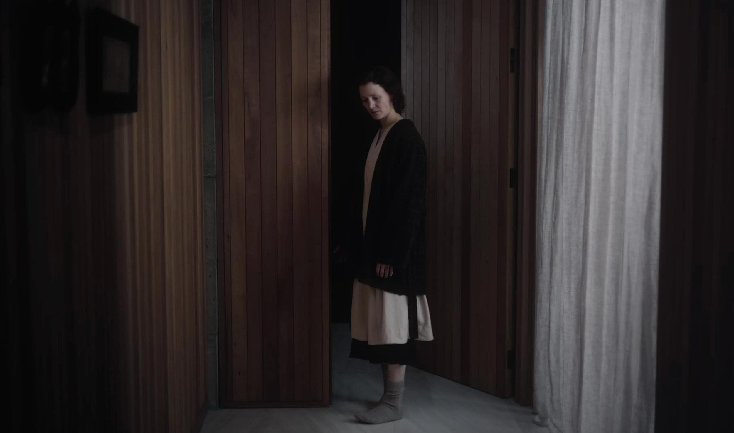 vicky bedroom entrance